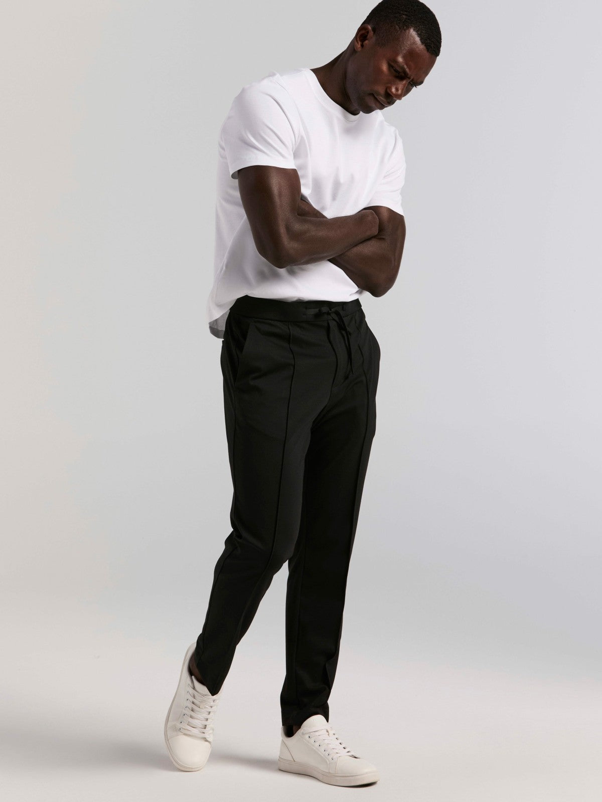 Slim Tapered Pintuck Pull-on Pants | Perry Ellis