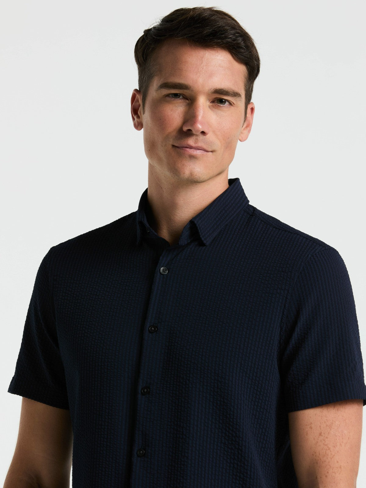 Stretch Seersucker Slim Fit Shirt | Perry Ellis