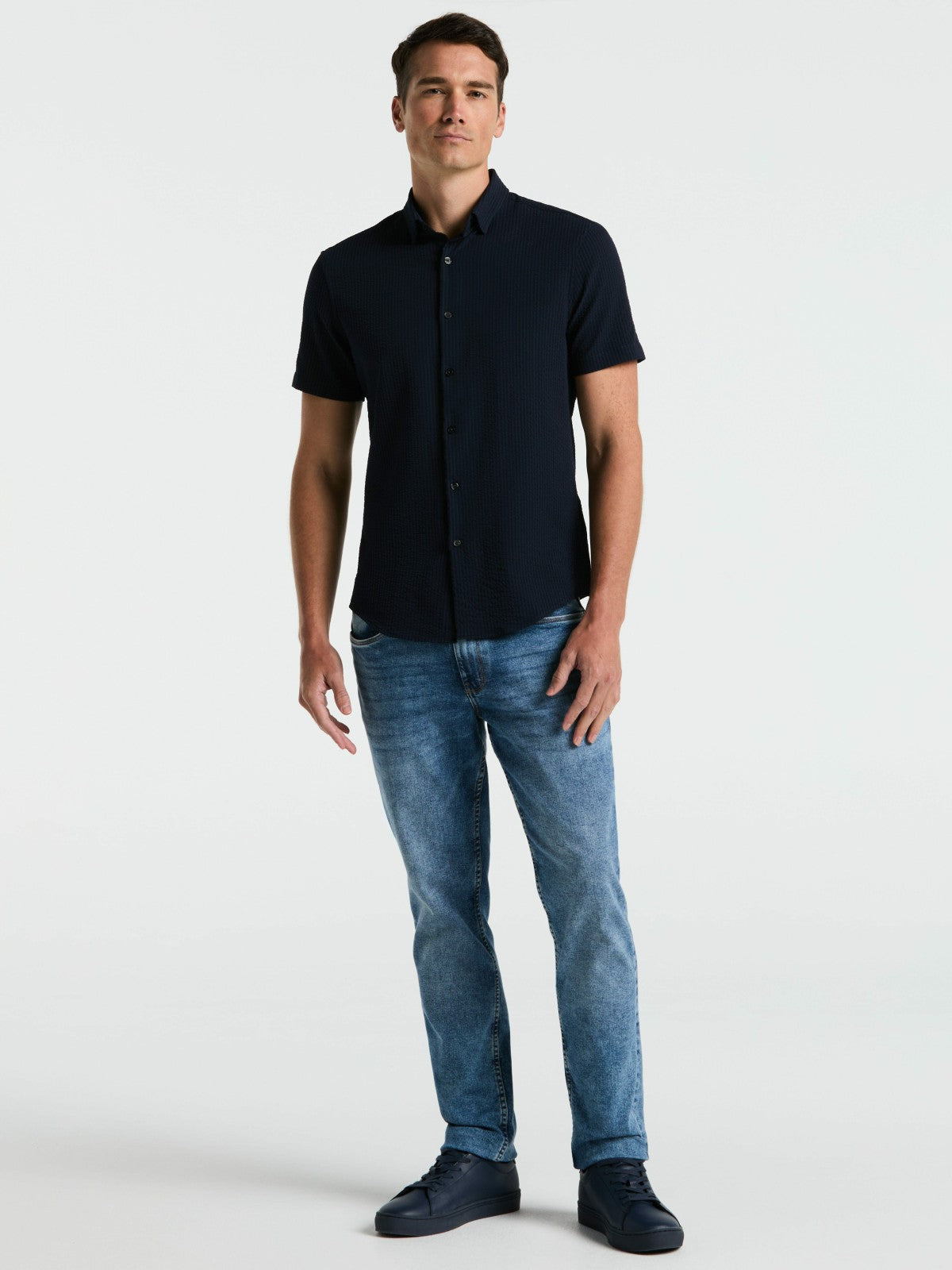 Stretch Seersucker Slim Fit Shirt | Perry Ellis