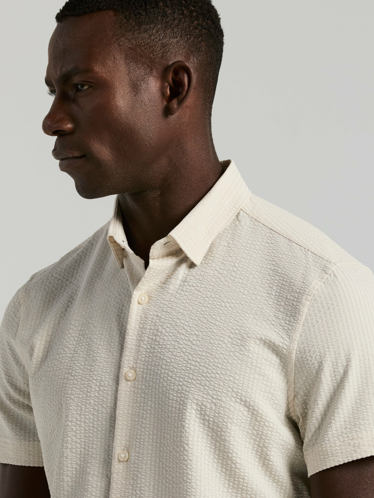 Stretch Seersucker Slim Fit Shirt | Perry Ellis