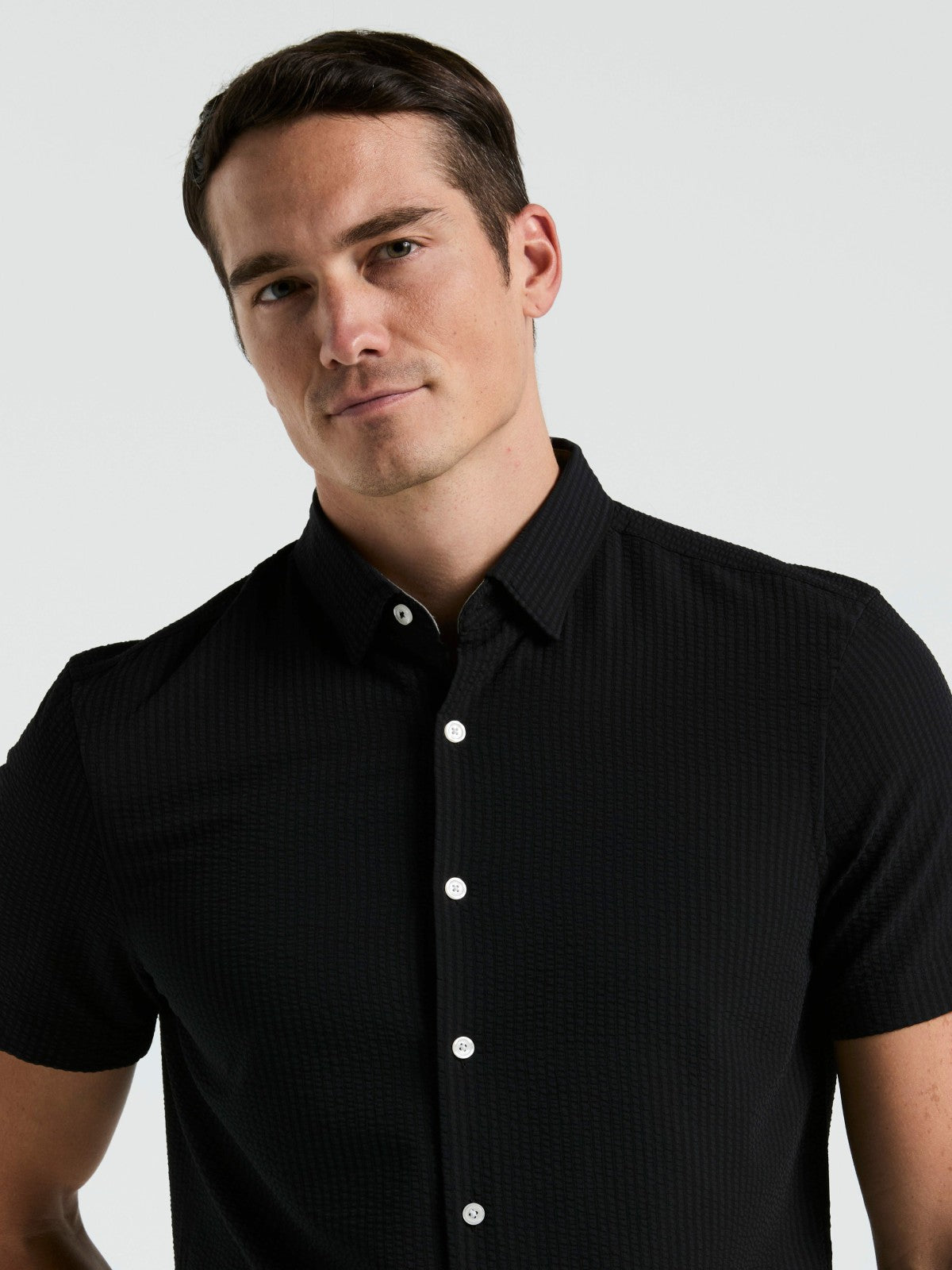 Stretch Seersucker Slim Fit Shirt | Perry Ellis