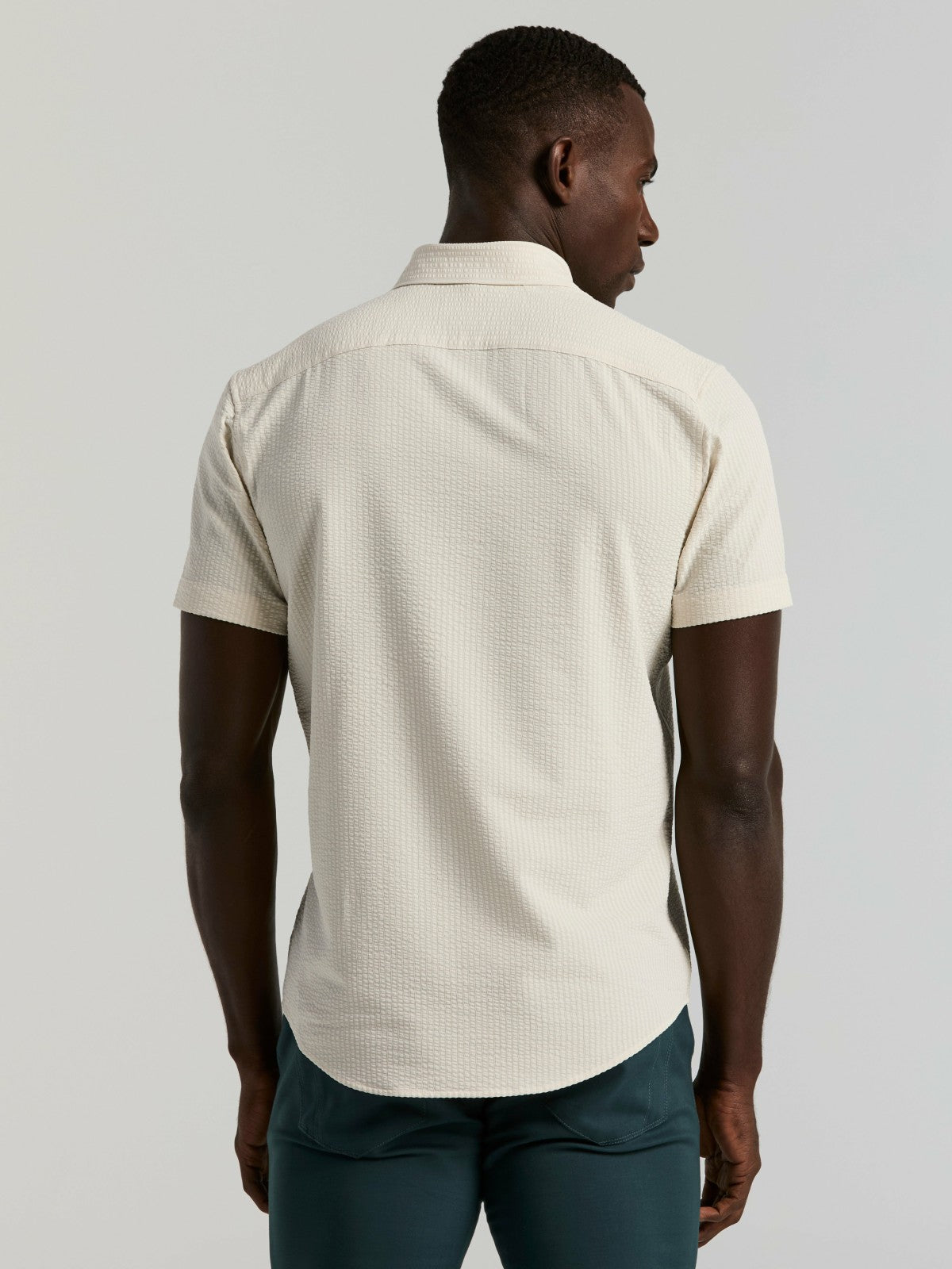 Stretch Seersucker Slim Fit Shirt | Perry Ellis