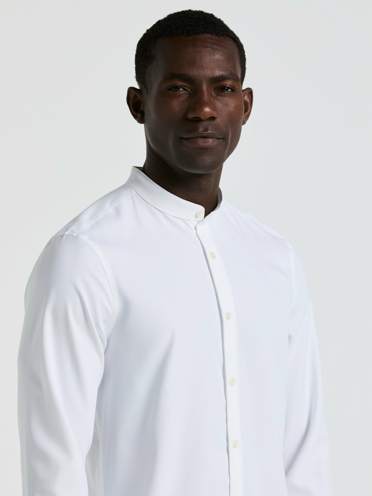 Men's Untucked Total Stretch Slim Fit Banded Collar Shirt - Perry Ellis | Perry Ellis