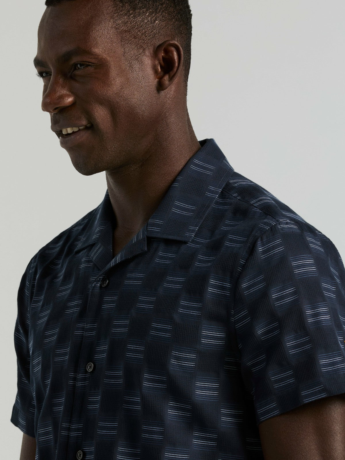 Cotton Clipped Dobby Camp Collar Shirt | Perry Ellis