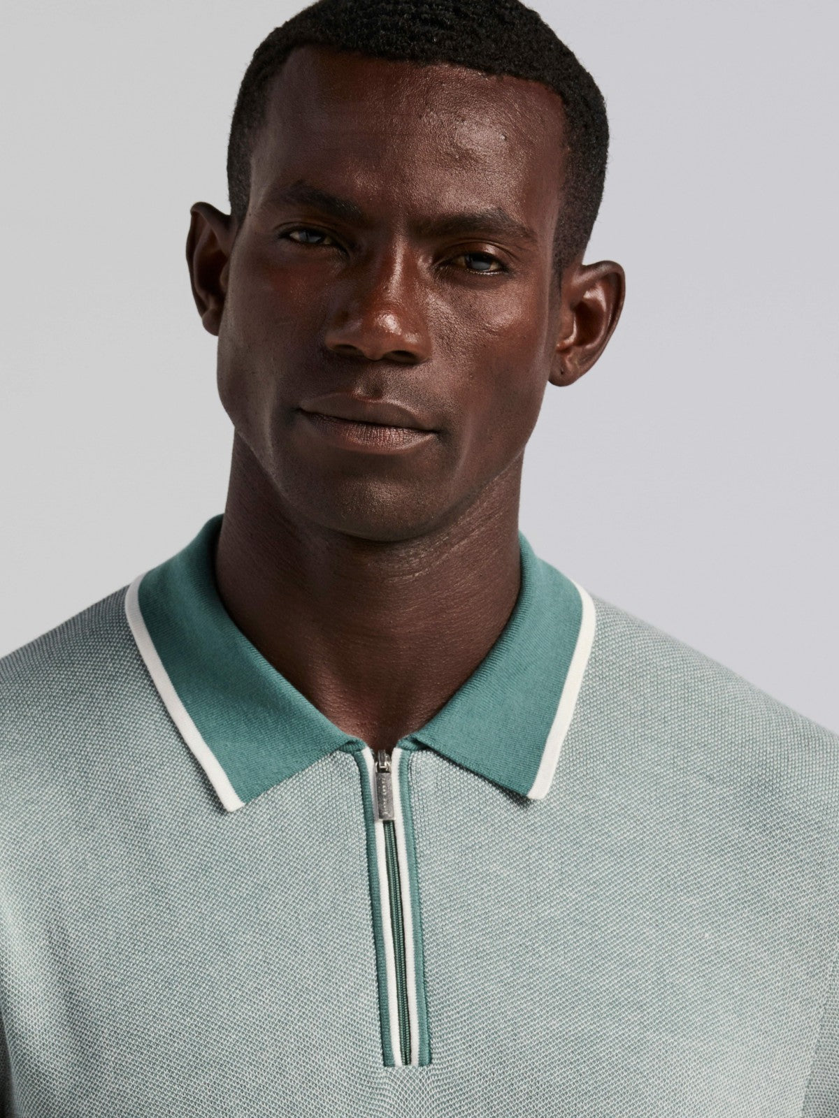 Bi-Color Stitch Zip Polo | Perry Ellis